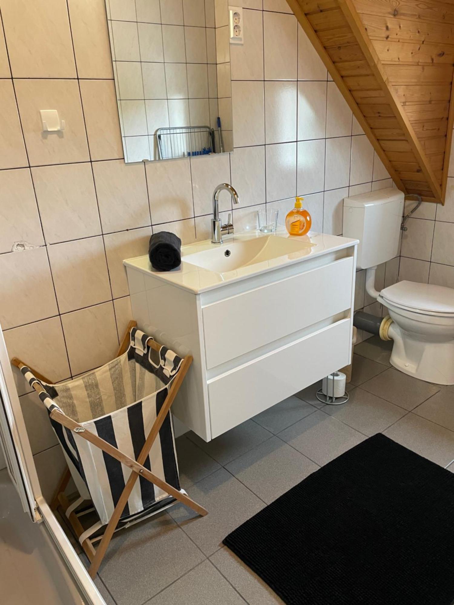 Villa Lili Apartments Balatonkeresztúr Eksteriør bilde